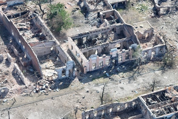 Нежитлове приміщення, відділення банку загальною площею 320,0 кв.м., за адресою: Харківська обл., Вовчанський р., м. Вовчанськ, вулиця Соборна (колишня Леніна), будинок 87, РНОНМ 572354363216, Основні засоби в кількості 192 одиниці